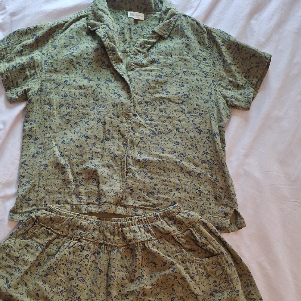 Light Green Floral Button-Up Top and Shorts Set